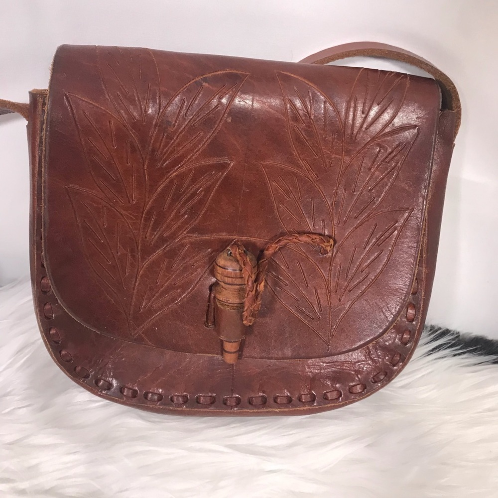 VINTAGE Hand crafted Brown Leather Shoulder Boho Western Bag Purse - Picture 1 of 7